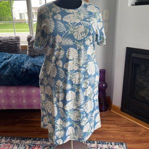 Floral print LulaRoe Carly dress with belt 2XL